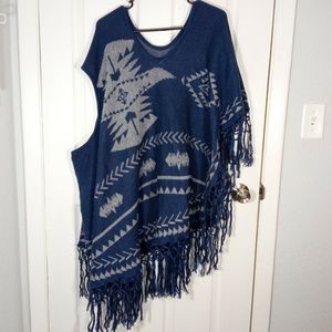 Neiman Marcus Women Blue Asymmetrical Poncho Sweater One Size